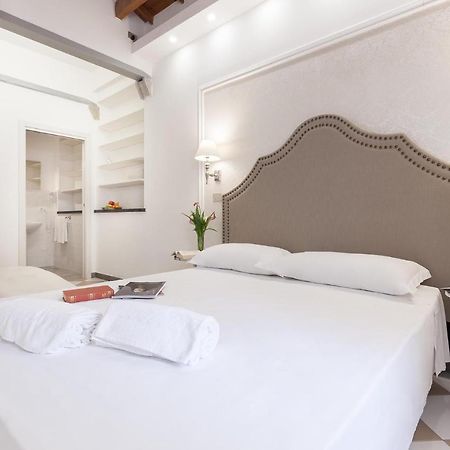 San Giacomo Rooms กาญารี ภายนอก รูปภาพ