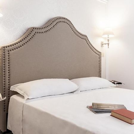 San Giacomo Rooms กาญารี ภายนอก รูปภาพ