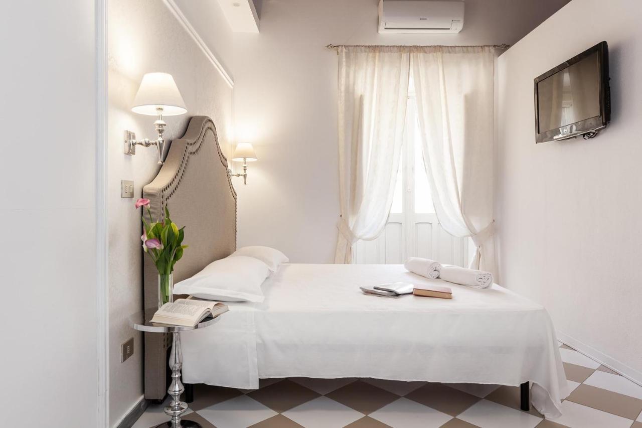 San Giacomo Rooms กาญารี ภายนอก รูปภาพ