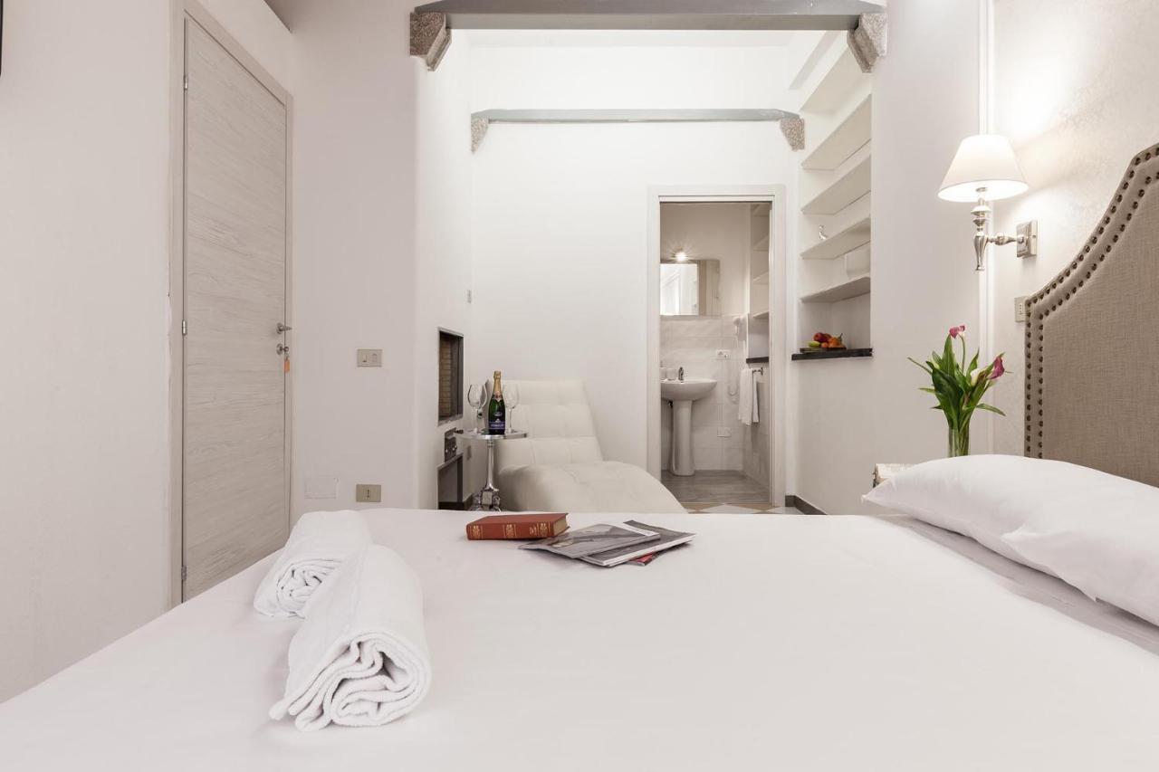 San Giacomo Rooms กาญารี ภายนอก รูปภาพ